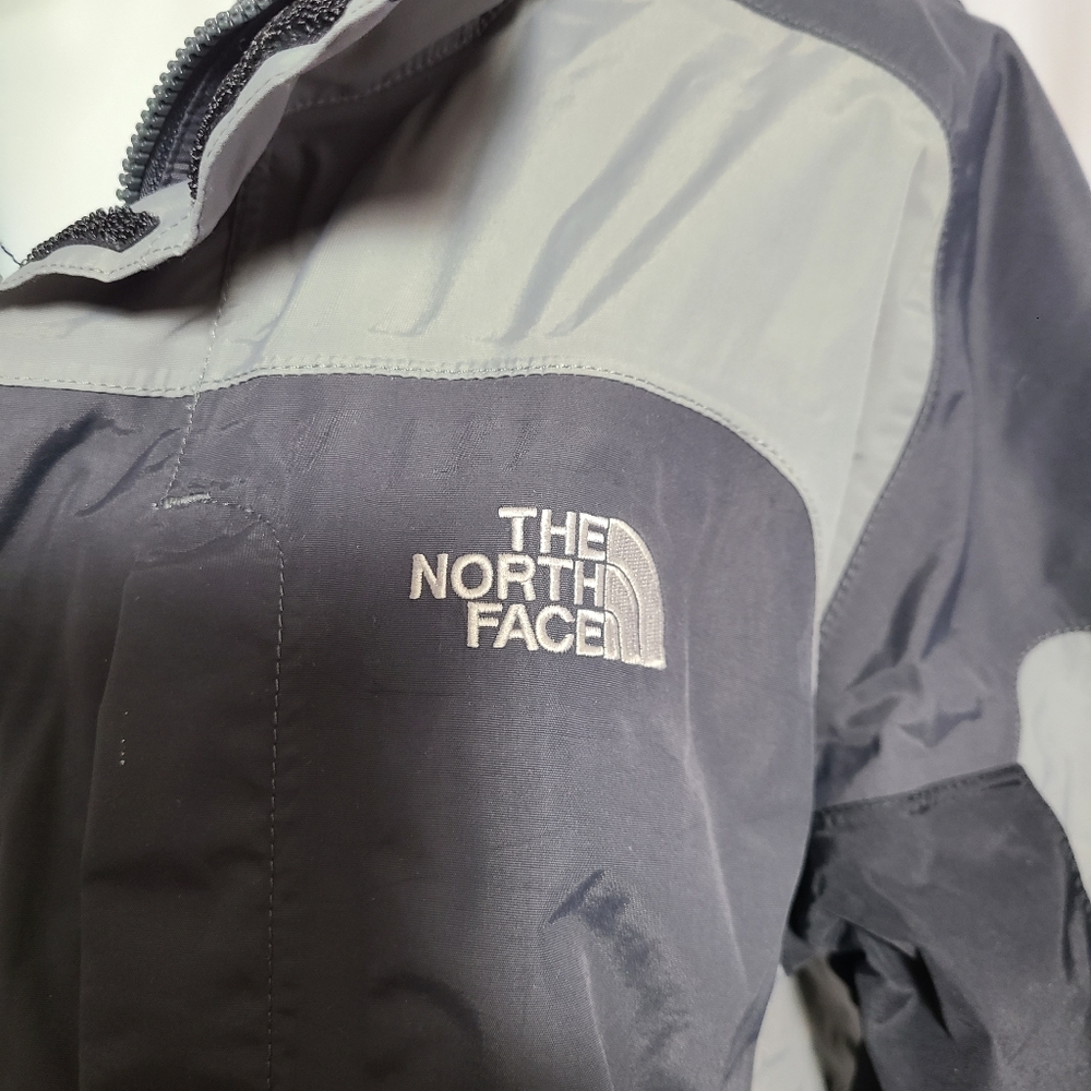 The North Face mens parka - Picture 3 of 8